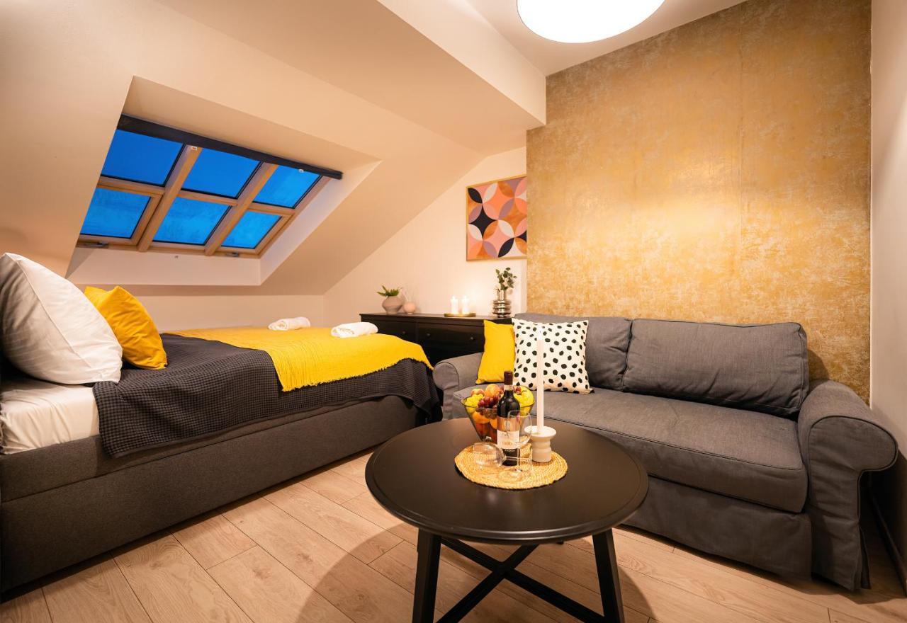 Centrum Apartments Pstrossova ปราก ภายนอก รูปภาพ