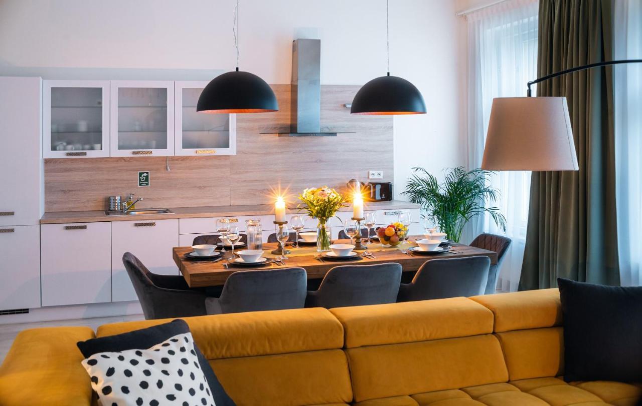 Centrum Apartments Pstrossova ปราก ภายนอก รูปภาพ